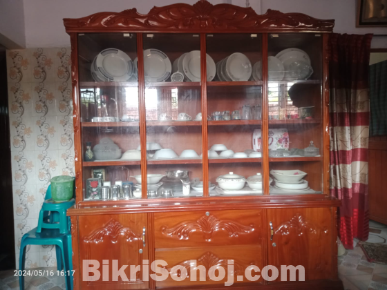 ওয়াল শোকেস